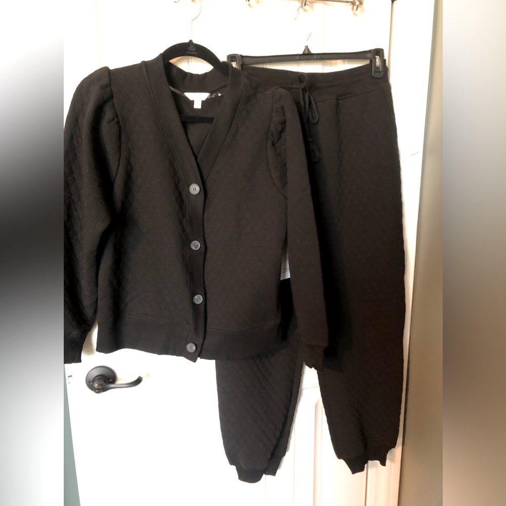 NWT Quilted Jogger Pant with Matching puff Sleeve Jacket Size L